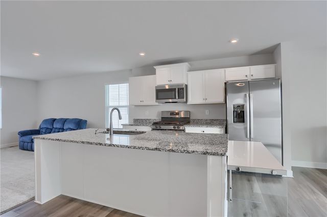 517 Coughton Cross Drive, Lancaster Twp, PA 16037