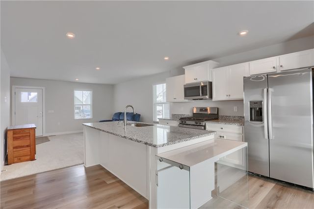 517 Coughton Cross Drive, Lancaster Twp, PA 16037