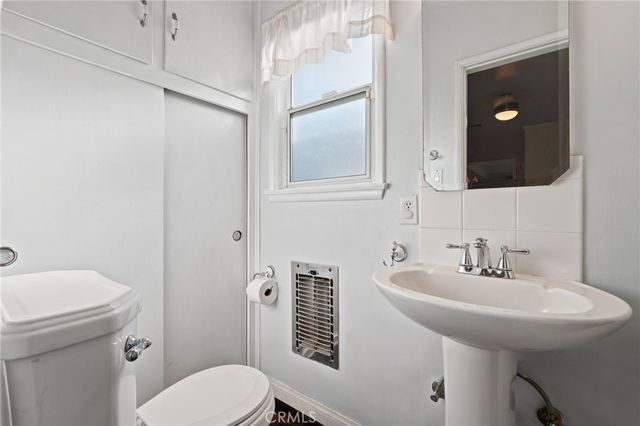 14840 Hiawatha, San Fernando, CA 91345
