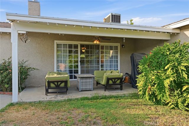 14840 Hiawatha, San Fernando, CA 91345