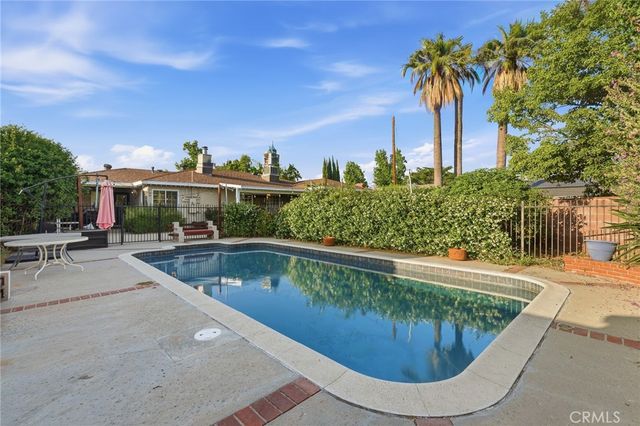 14840 Hiawatha, San Fernando, CA 91345