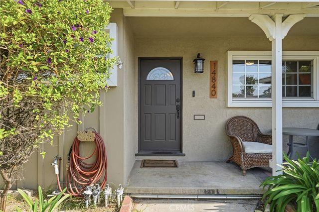 14840 Hiawatha, San Fernando, CA 91345