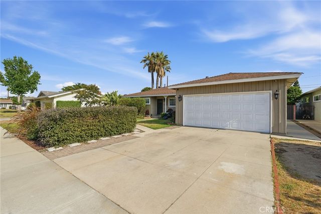 14840 Hiawatha, San Fernando, CA 91345
