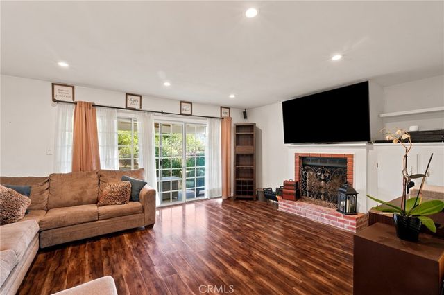 14840 Hiawatha, San Fernando, CA 91345