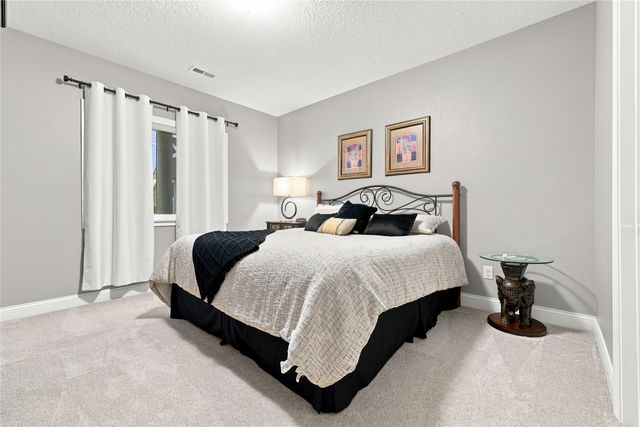 2918 NW Abilene Road, Ankeny, IA 50023