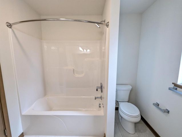 14 Bluestem Pass, Mount Horeb, WI 53572