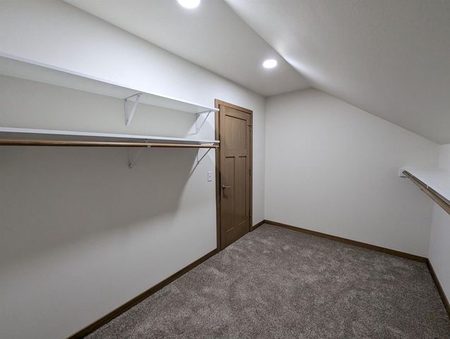 14 Bluestem Pass, Mount Horeb, WI 53572