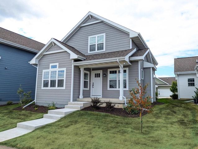 14 Bluestem Pass, Mount Horeb, WI 53572