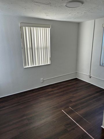 2055 NW 8th Street, Pompano Beach, FL 33069