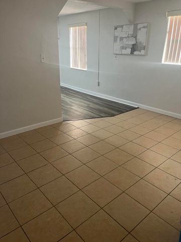 2055 NW 8th Street, Pompano Beach, FL 33069