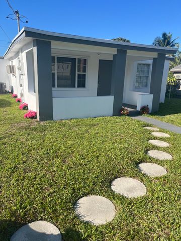 2055 NW 8th Street, Pompano Beach, FL 33069