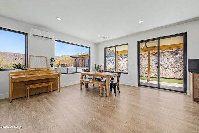 45513 N 23rd Place, New River, AZ 85087