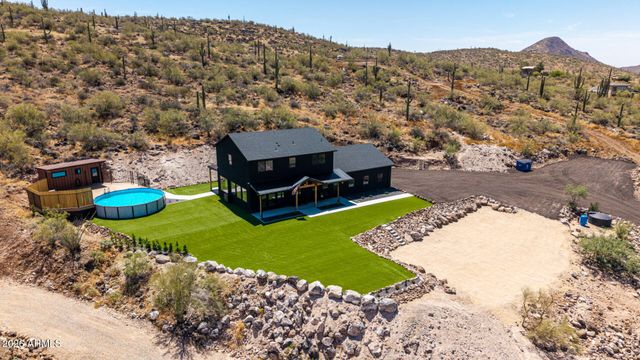45513 N 23rd Place, New River, AZ 85087
