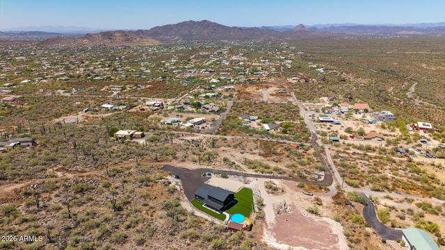 45513 N 23rd Place, New River, AZ 85087