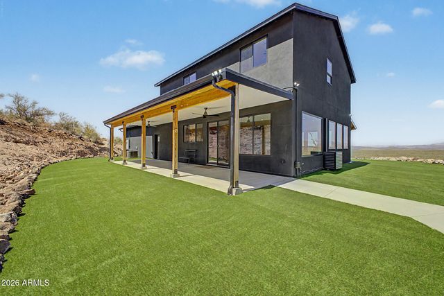 45513 N 23rd Place, New River, AZ 85087