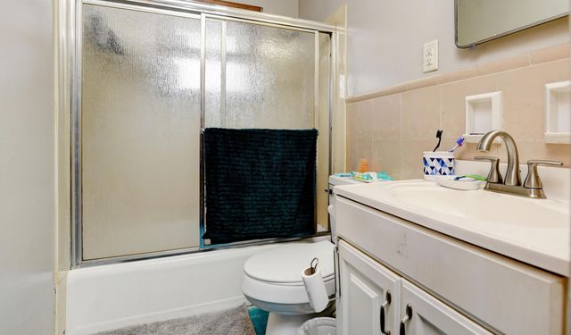 824 S Ashburton Road, Columbus, OH 43227