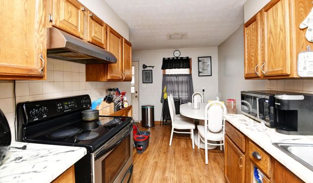 824 S Ashburton Road, Columbus, OH 43227