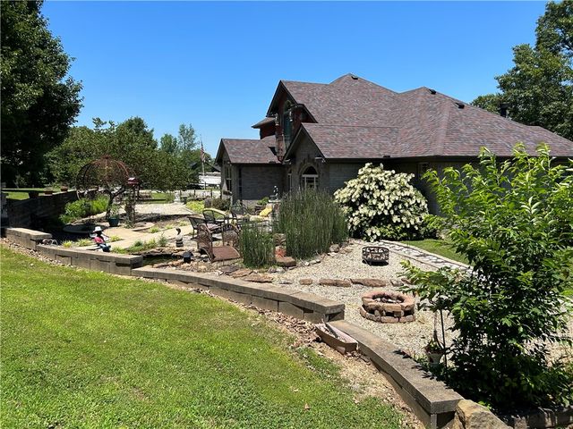 13040 Riders Lane, Gravette, AR 72736