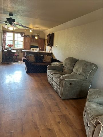 13040 Riders Lane, Gravette, AR 72736