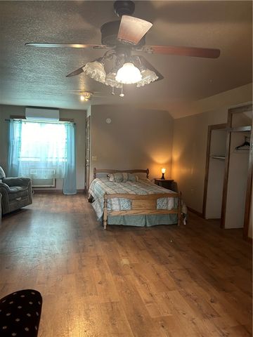 13040 Riders Lane, Gravette, AR 72736