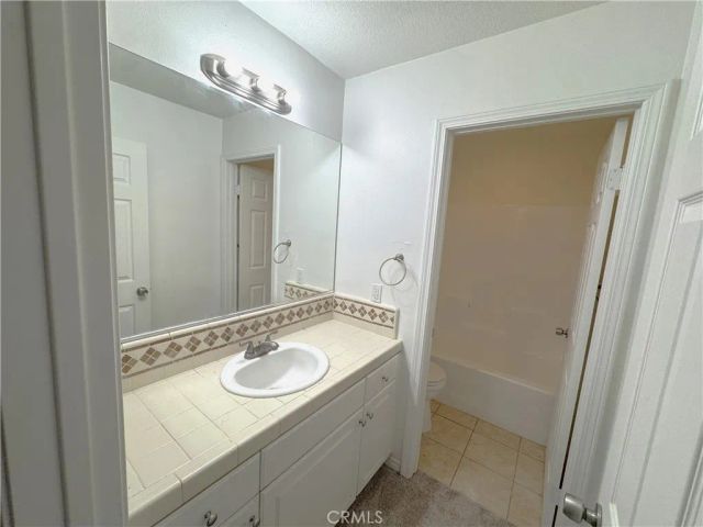 21779 Redwood Canyon Place, Saugus, CA 91390