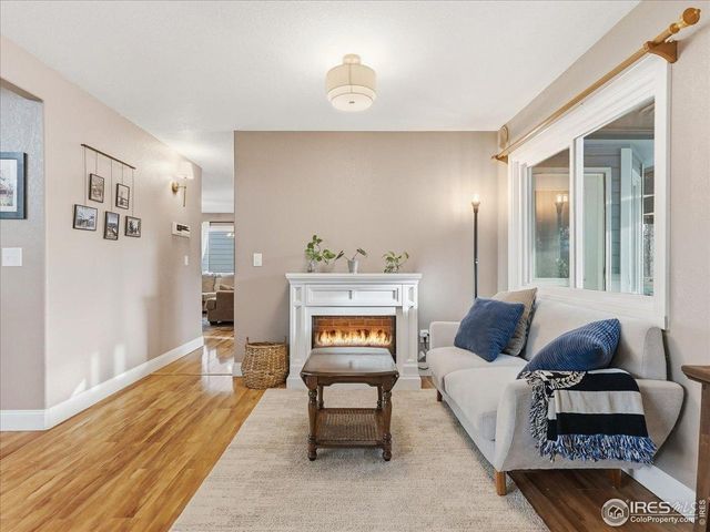 1338 W 45th St, Loveland, CO 80538