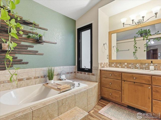 1338 W 45th St, Loveland, CO 80538