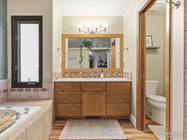 1338 W 45th St, Loveland, CO 80538