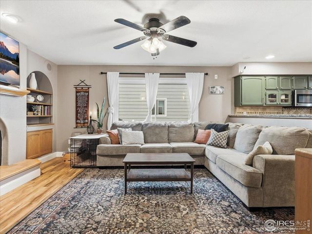 1338 W 45th St, Loveland, CO 80538