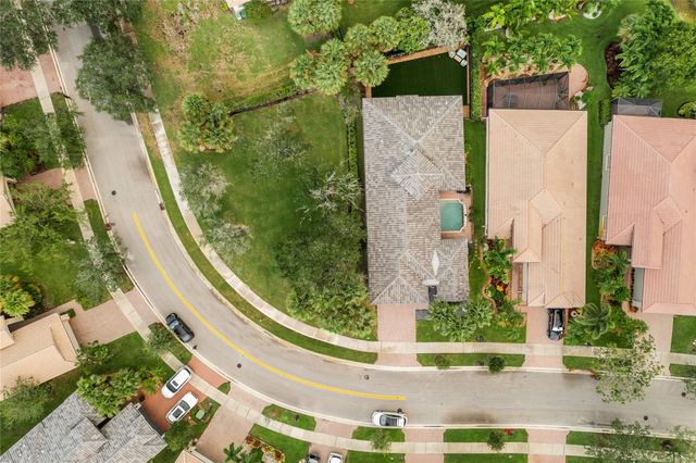 7284 NW 116th Way, Parkland, FL 33076