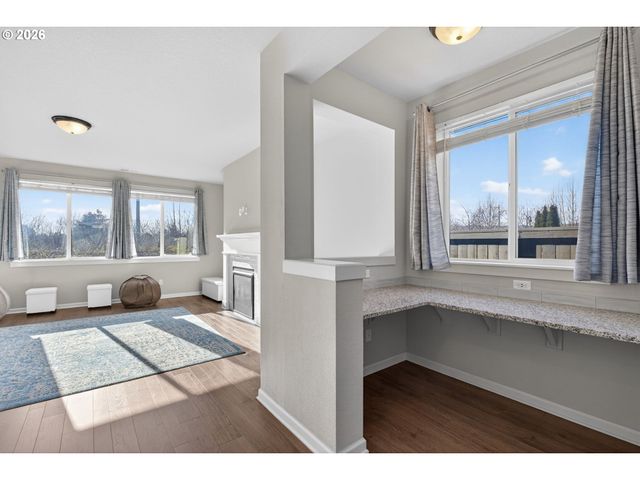 2032 SILVERSTONE Dr, Forest Grove, OR 97116