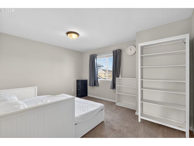 2032 SILVERSTONE Dr, Forest Grove, OR 97116