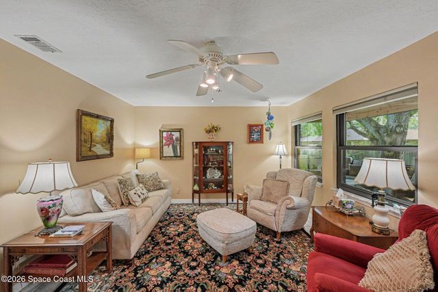 1810 Whispering Oaks Circle, Melbourne, FL 32934