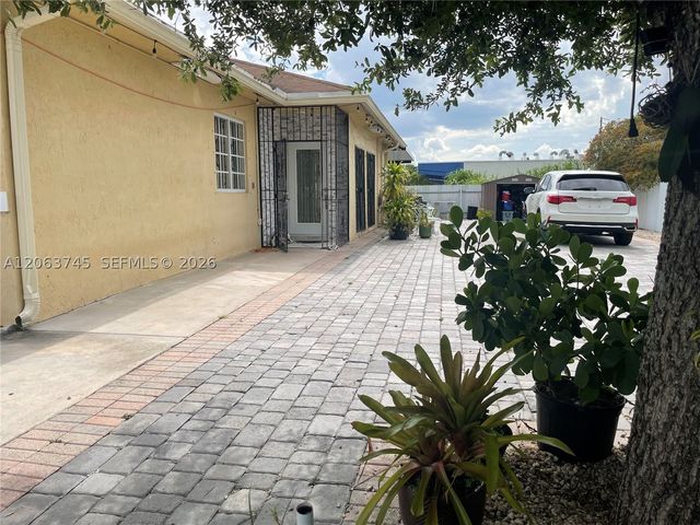 20764 NW 31st Ave, Miami Gardens, FL 33056