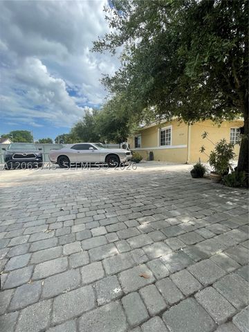 20764 NW 31st Ave, Miami Gardens, FL 33056