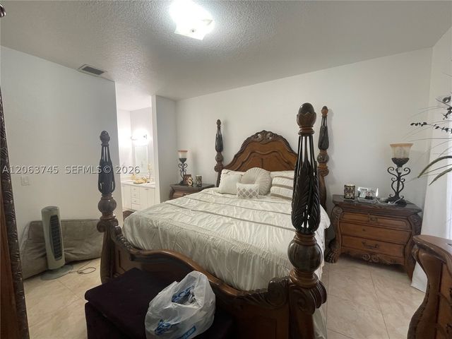 20764 NW 31st Ave, Miami Gardens, FL 33056