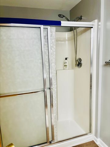 6238 26th Street 201, Berwyn, IL 60402