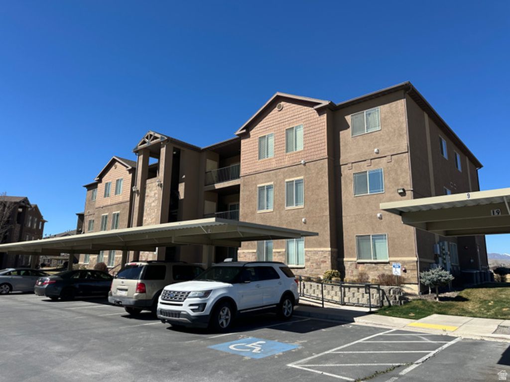 Image 15 of property listing at 8215 N CLEAR ROCK RD #12, Eagle Mountain, UT 84005