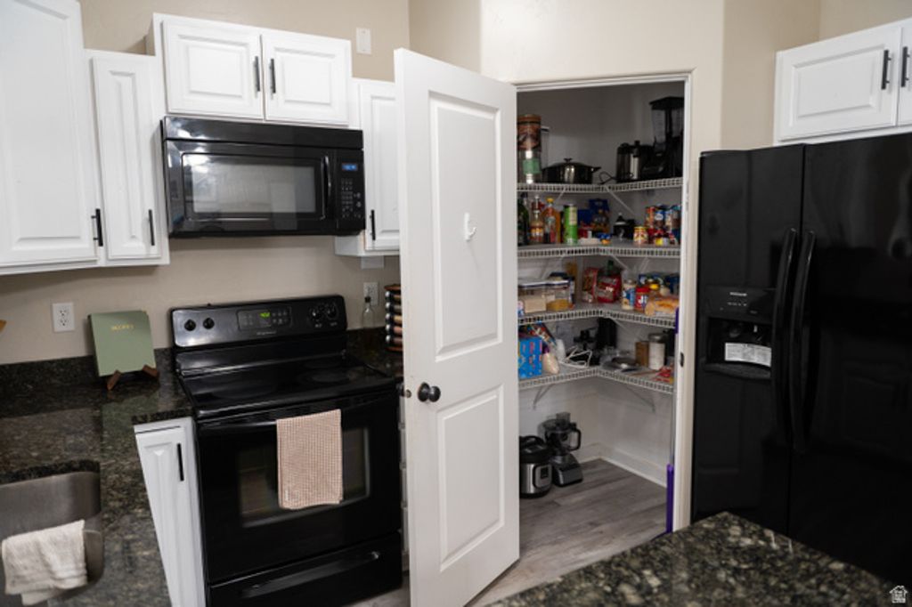 Image 6 of property listing at 8215 N CLEAR ROCK RD #12, Eagle Mountain, UT 84005