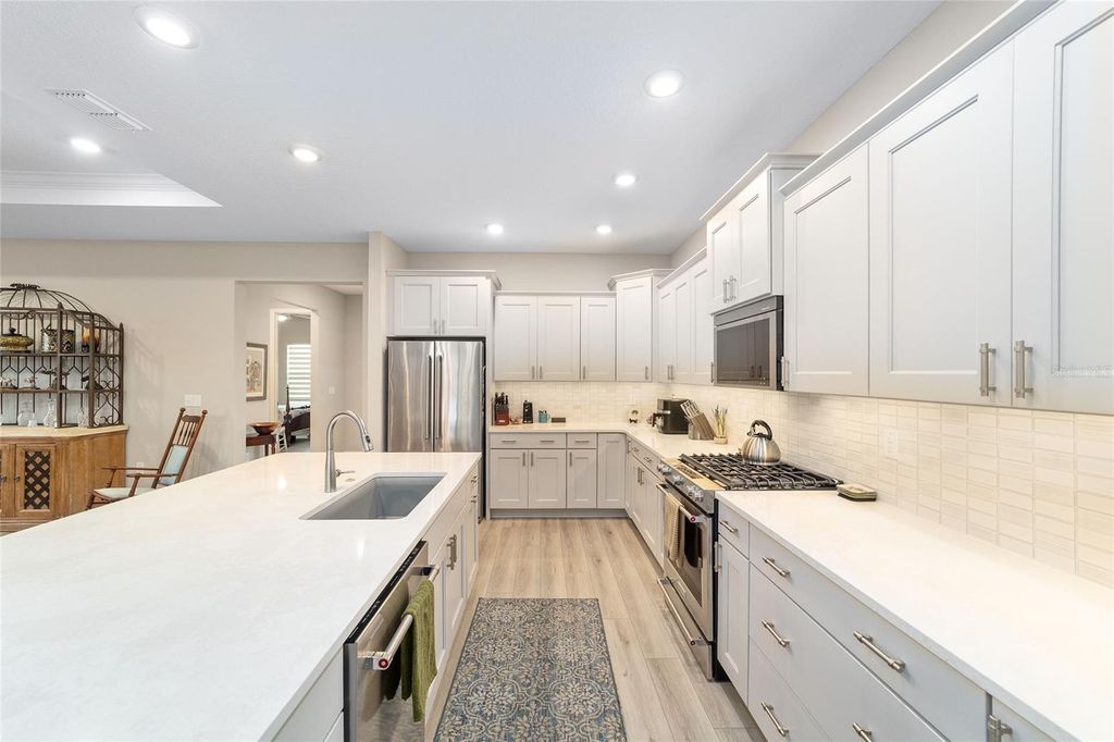 Image 17 of property listing at 10691 SW 99TH PLACE, Ocala, FL 34481