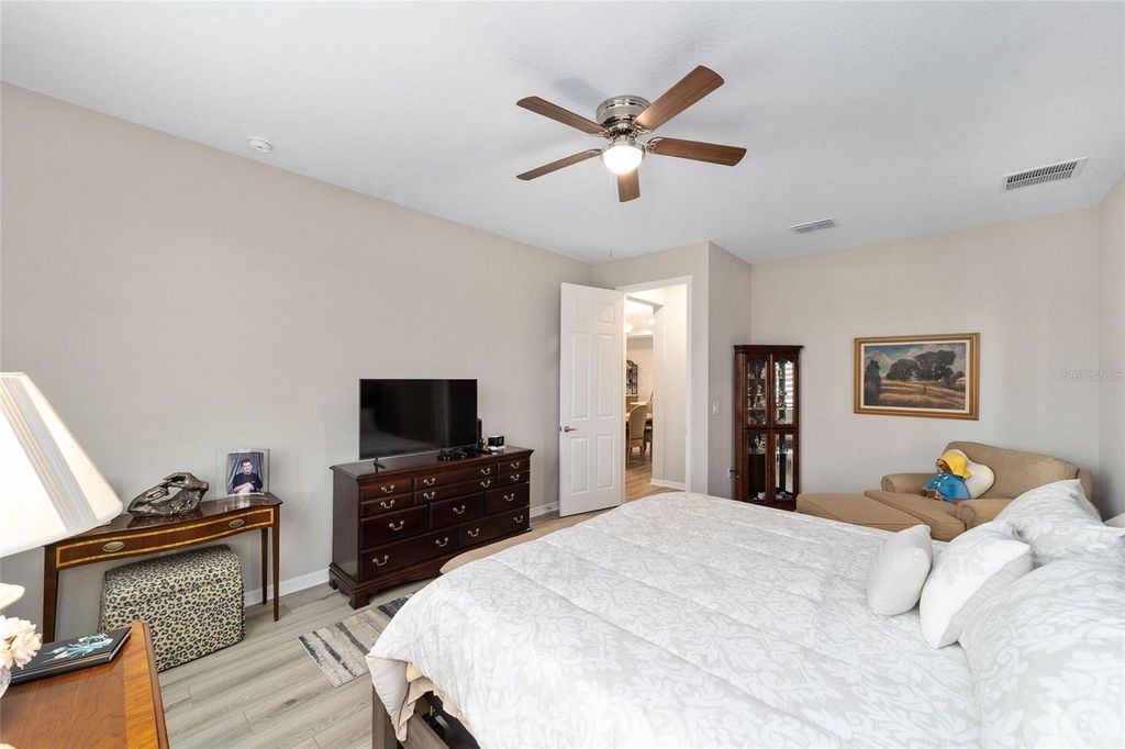 Image 22 of property listing at 10691 SW 99TH PLACE, Ocala, FL 34481