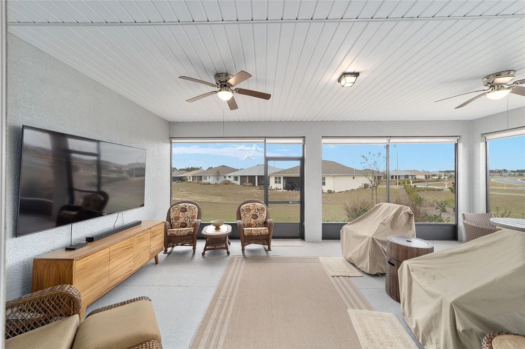 Image 33 of property listing at 10691 SW 99TH PLACE, Ocala, FL 34481