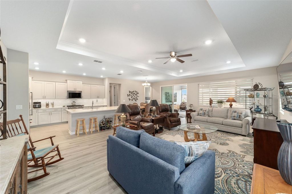 Image 6 of property listing at 10691 SW 99TH PLACE, Ocala, FL 34481