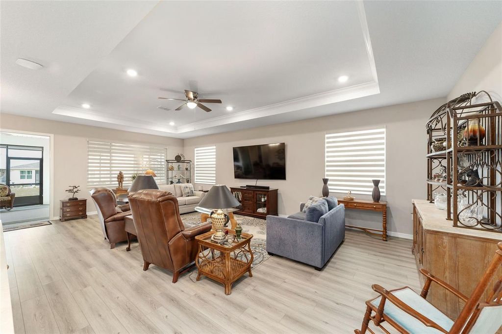 Image 7 of property listing at 10691 SW 99TH PLACE, Ocala, FL 34481