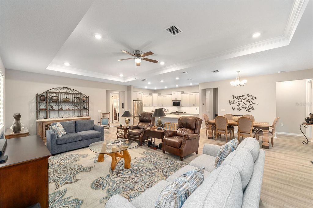 Image 10 of property listing at 10691 SW 99TH PLACE, Ocala, FL 34481