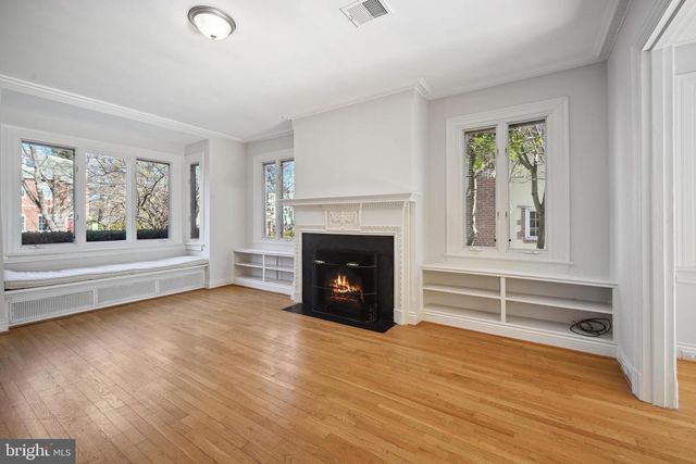 3216 KLINGLE RD NW, Washington, DC 20008