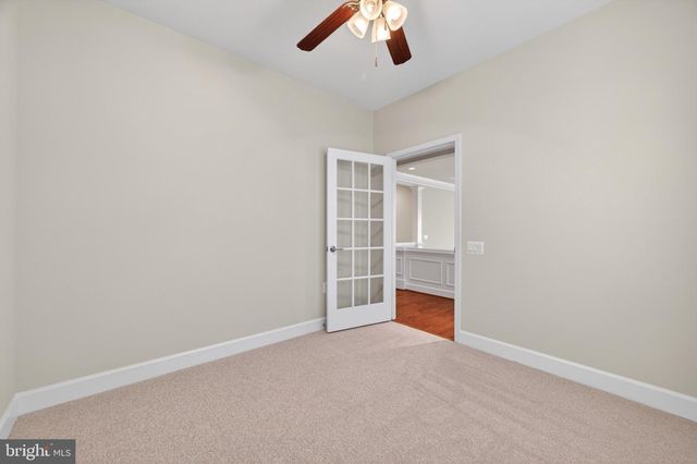 44397 MALTESE FALCON SQ, Ashburn, VA 20147