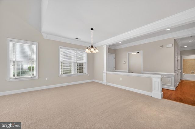 44397 MALTESE FALCON SQ, Ashburn, VA 20147