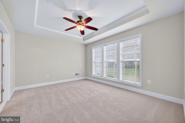 44397 MALTESE FALCON SQ, Ashburn, VA 20147