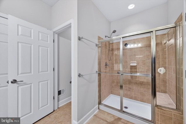 44397 MALTESE FALCON SQ, Ashburn, VA 20147